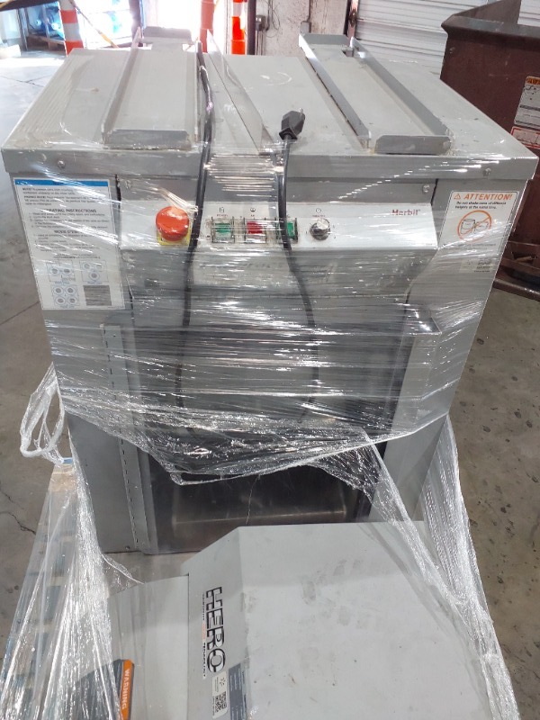 https://ct-prod-container-files.controltower.tech/prod/containers/2024/10/Ct-phxaz-000049934/54187f40-40de-4b25-b851-2457d3257d42/20241025_085422.jpg