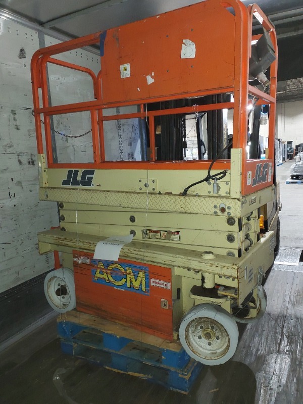 https://ct-prod-container-files.controltower.tech/prod/containers/2025/01/Ct-phxaz-000050715/40679191-1d23-4e75-b090-add2b5b4027f/20250127_071810.jpg