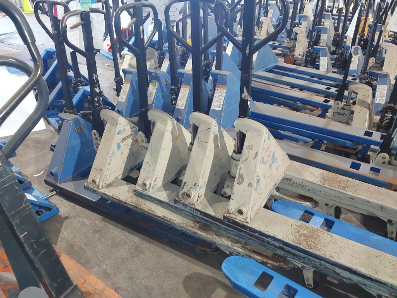 Manual Pallet Jacks - Shipment # 361096