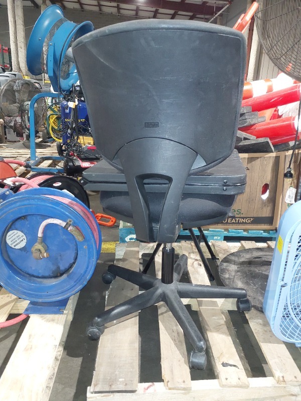 https://ct-prod-container-files.controltower.tech/prod/containers/2025/06/CT-146-000050323/0daabfdc-4a78-425e-8d08-3c7c98fdab46/17510524605917116584170898767705.jpg