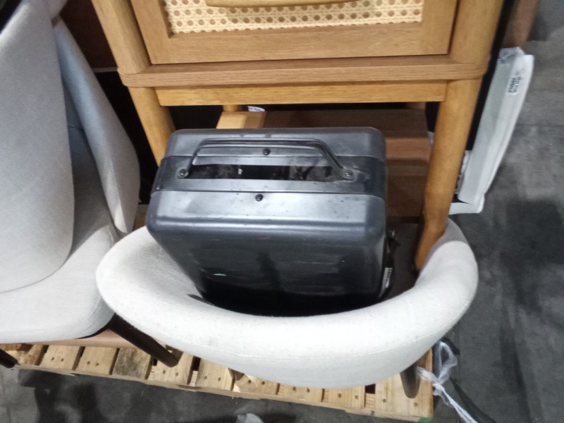https://ct-prod-container-files.controltower.tech/prod/containers/2025/06/CT-244-000031651/f64ffd8d-bafb-4fcc-a46a-3d6ed57f777c/17491438678157816329893868274381.jpg