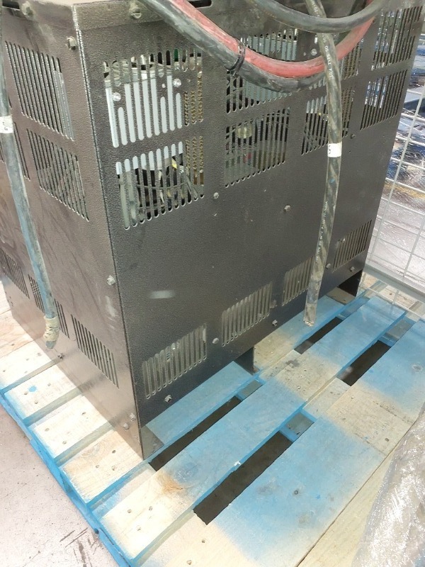 https://ct-prod-container-files.controltower.tech/prod/containers/2025/07/Ct-phxaz-000084058/1594c296-0efc-4773-a1c0-11ca55fdf04c/20250707_123634.jpg