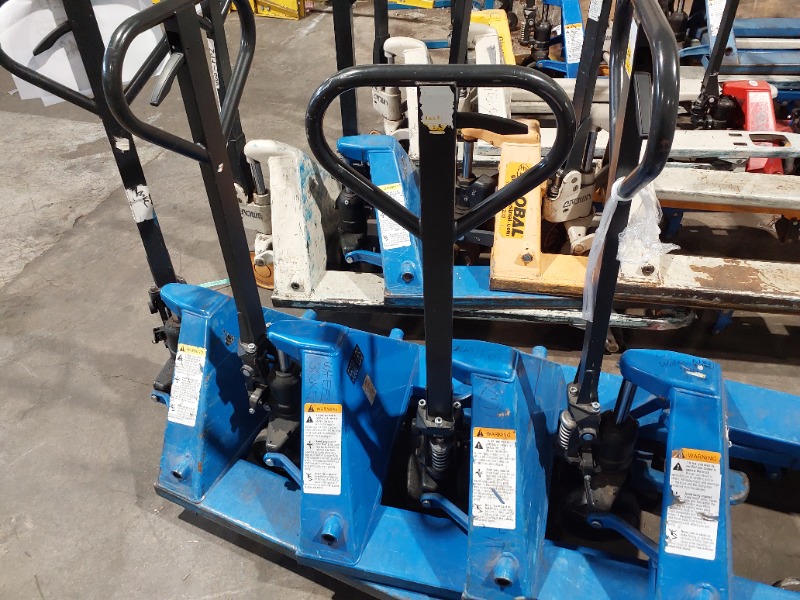 Manual Pallet Jacks - Shipment # 379380