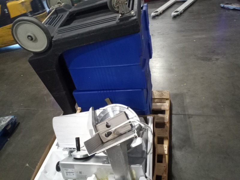 Restaurant Equipment - Shipment # 387243