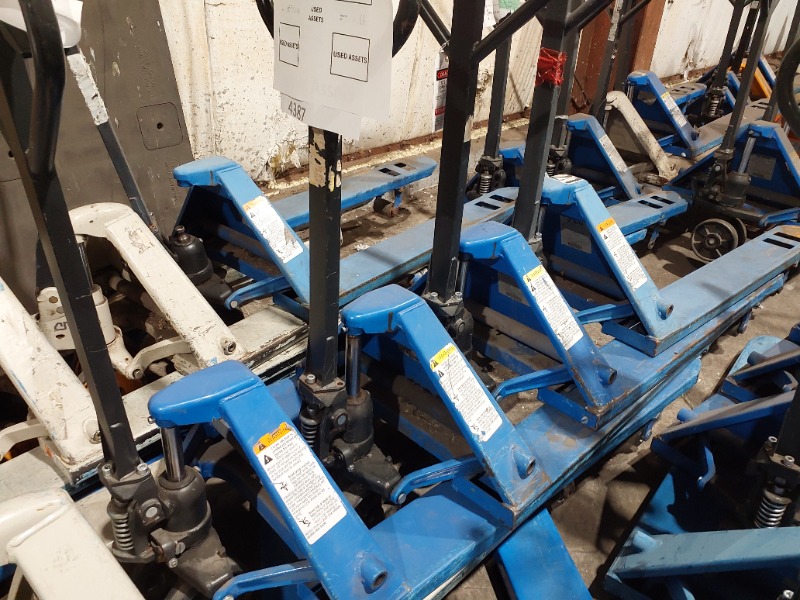 Manual Pallet Jacks - Shipment # 399845