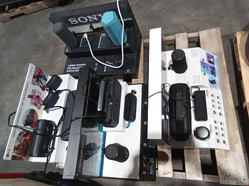 Store Fixtures - Shipment # 406028