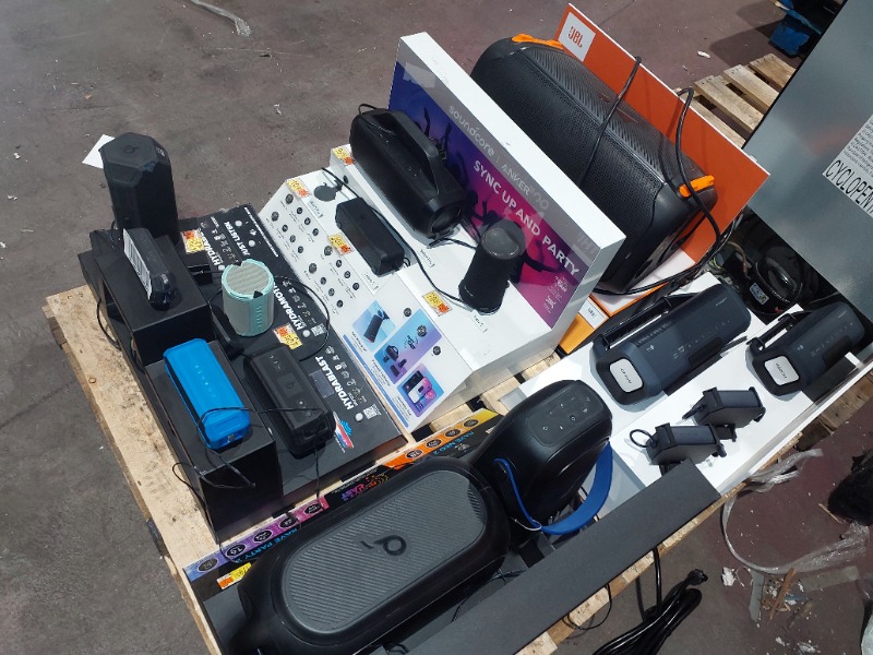 Store Fixtures - Shipment # 409888