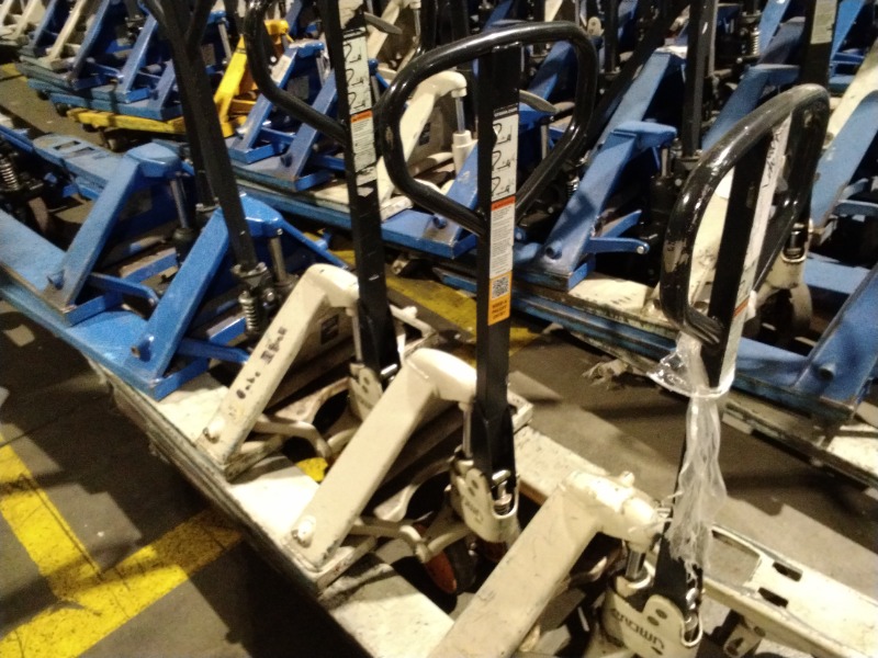 manual pallet jacks 2/12