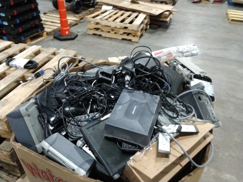 Condition photo showing As Is for (f6) mixed electronic devices