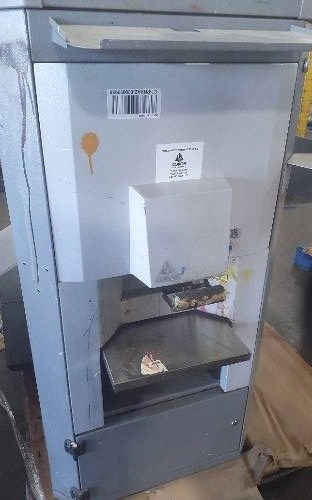 https://ct-prod-container-files.controltower.tech/prod/containers/2026/04/Ct-phxaz-000093938/a5cca207-e56b-43c5-9985-49cdfc06d75c/17762750745332310590758180103365.jpg