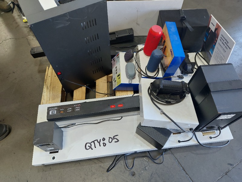 https://ct-prod-container-files.controltower.tech/prod/containers/2026/04/Ct-phxaz-000094116/7f32516d-3c13-4823-bd29-2db066c0ae73/17764457996477039810357867169839.jpg