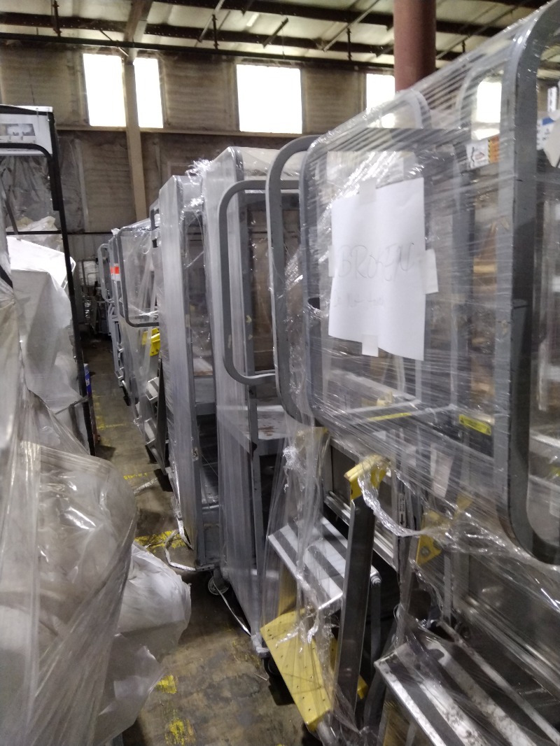 Condition photo showing As Is for material handling w2381